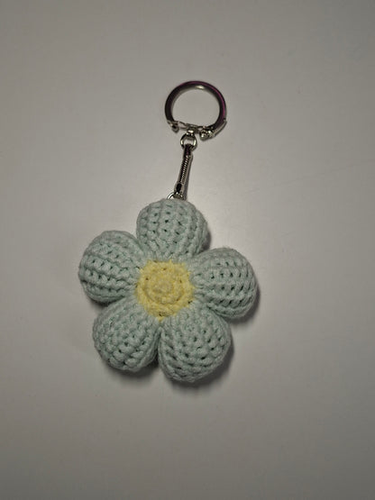 Bloemensleutelhanger gehaakt