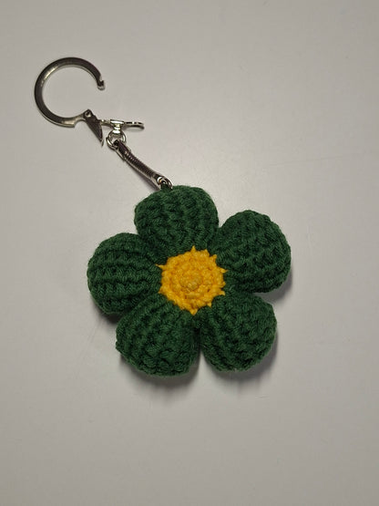 Bloemensleutelhanger gehaakt