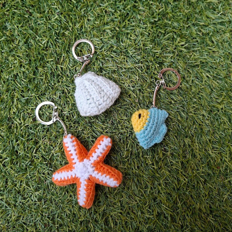 schelp, vis, zeester sleutelhangers